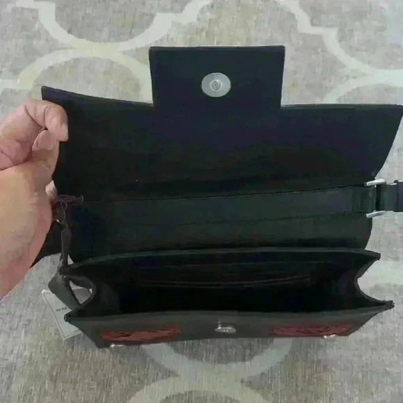 NWT Black Leather Crossbody Purse - Palm Leaf Applique made of Mayan Palms - Picture 8 of 10